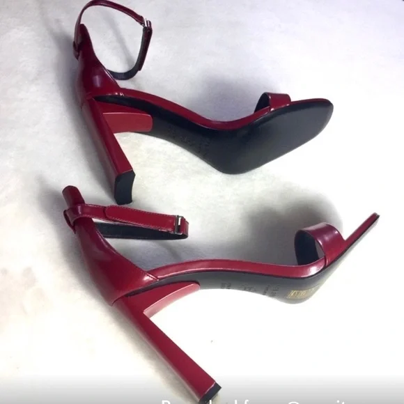 Ultra high heel - Picture 2 of 6